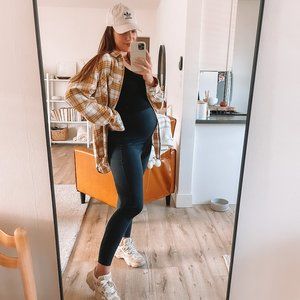 🖤3FOR30! Pinkblush Plaid Button Down Shirt in Tan and White